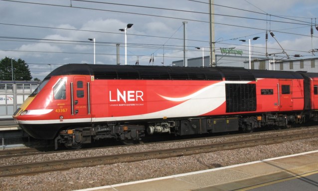 Peterborough_-_LNER_43367_rear_of_up_train.jpg